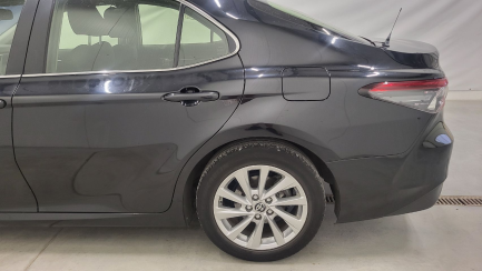 Zdjęcie przedmiotu: Toyota Camry 2.5 Hybrid Comfort CVT