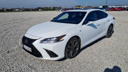 Zdjęcie przedmiotu: Lexus ES300H F Sport