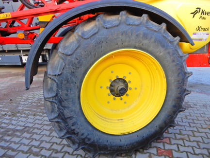 Zdjęcie przedmiotu: KVERNELAND GROUP IXTRACK C60 trailed sprayer