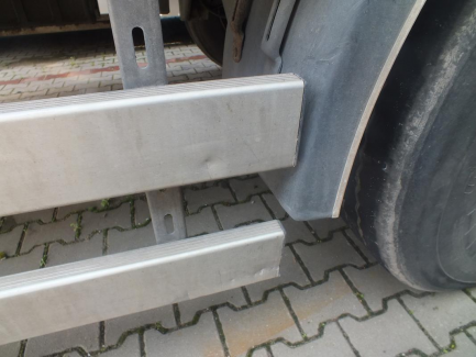 Zdjęcie przedmiotu: Przyczepa z osiami centralnymi KONAR JG6