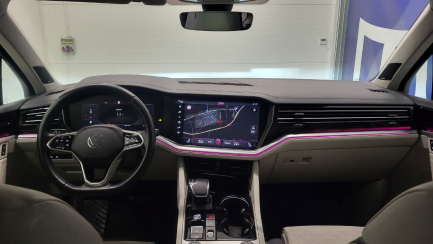 Zdjęcie przedmiotu: Volkswagen Touareg 3.0 V6 TDI SCR 4Mot. Elegance