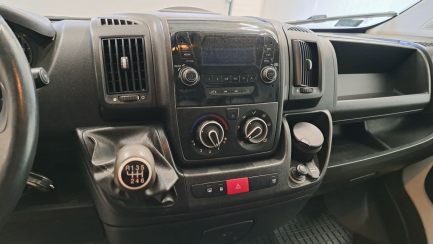 Zdjęcie przedmiotu: Citroen Jumper 35 2.0 BlueHDi 35 L2H2 E6 3.5t