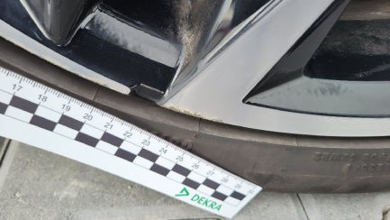 Zdjęcie przedmiotu: Toyota C-HR 1.8 Hybrid GPF GR Sport