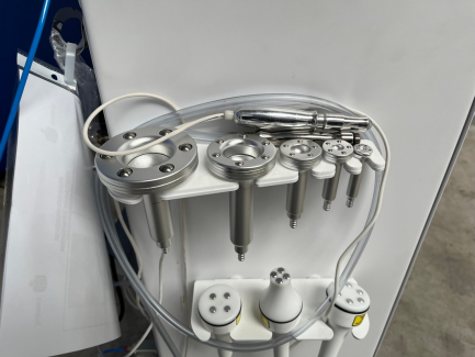 Zdjęcie przedmiotu: Venus-Beauty Tower 2 cosmetic harvester