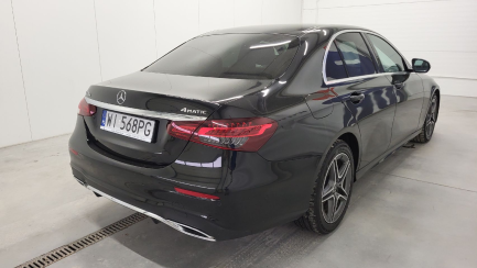 Zdjęcie przedmiotu: Mercedes-Benz E 220 d 4-Matic AMG/Avantgarde