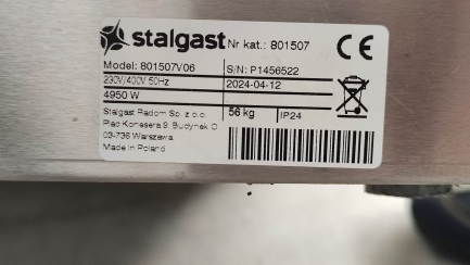 Zdjęcie przedmiotu: Stalgast 801507 universal dishwasher with steamer, detergent dispenser, discharge pump, P 4.9/3.4 kW, U 400/230 V