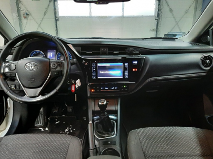 Zdjęcie przedmiotu: Toyota Corolla 1.6 Comfort