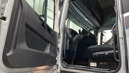 Zdjęcie przedmiotu: Ford F-MAX 12.7 TDCi 500 E6d 18.0t