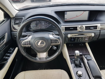 Zdjęcie przedmiotu: Lexus GS300 Prestige