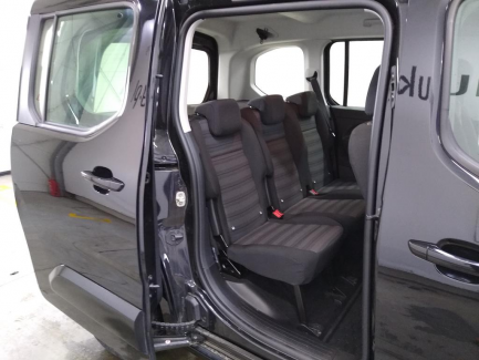 Zdjęcie przedmiotu: Opel Combo Life Essentia S&S