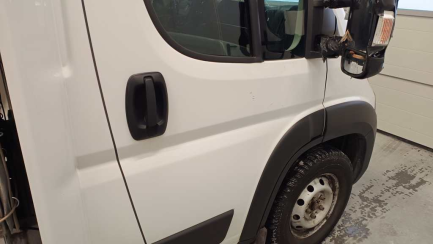 Zdjęcie przedmiotu: PEUGEOT/GEFCO Boxer 435 2.2 BlueHDi L3 Premium E6.2 3.5t