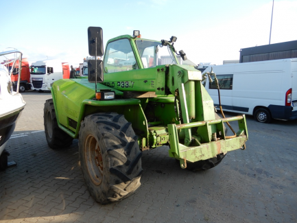 Telescopic loader MERLO P33.7 KT