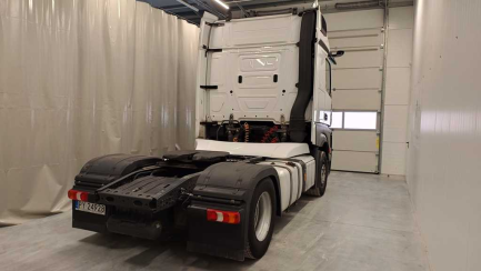 Zdjęcie przedmiotu: Mercedes-Benz Actros 1845 LS E6 18.0t Tampering with the odometer reading