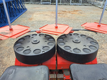 Zdjęcie przedmiotu: Sadzarka do warzyw CHECCHI&MAGLI DUAL GOLD 12 