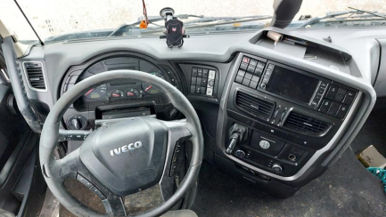 Zdjęcie przedmiotu: Iveco STRALIS E6 18.0t