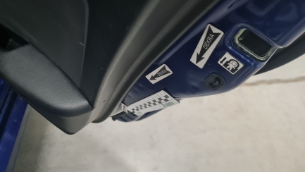 Zdjęcie przedmiotu: Toyota Prius 1.8 Hybrid Premium Pojazd zasilany LPG, Brak dokumentacji instalacji gazowej