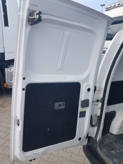 Zdjęcie przedmiotu: Nissan E-NV200 Acenta 24kWh - 109HP 2,2t 14-18