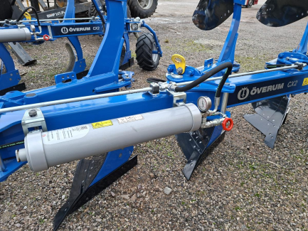 Zdjęcie przedmiotu: OVERUM CX-H4 reversible plough