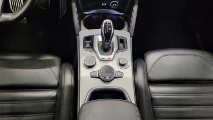 Zdjęcie przedmiotu: Alfa Romeo Stelvio 2.0 Turbo Veloce Q4 aut