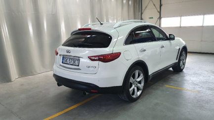Zdjęcie przedmiotu: Infiniti Q70 SUV