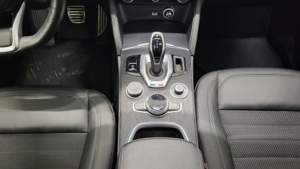 Zdjęcie przedmiotu: ALFA ROMEO Stelvio 2.0 Turbo Business Q4 aut