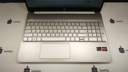 Zdjęcie przedmiotu: Notebook / Laptop 15,6" HP 15s Ryzen 7- 5825U/32GB/512/Win11 Silver
