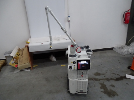 Zdjęcie przedmiotu: Laser Fotona SP SPECTRO M021-4AF/3