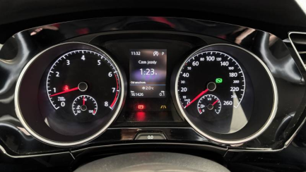 Zdjęcie przedmiotu: Volkswagen Touran 1.5 TSI E6d Highline DSG