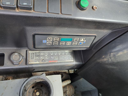 Zdjęcie przedmiotu: Koparka gąsiennicowa TAKEUCHI TB 2150 R 