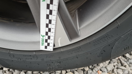 Zdjęcie przedmiotu: Volvo XC60 D5 AWD R-Design Sumum aut