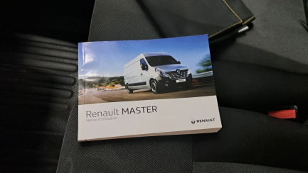 Zdjęcie przedmiotu: Renault Master FWD dCi E6 3.5t L3H3 Pack Clim