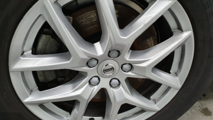 Zdjęcie przedmiotu: Volvo XC60 D4 SCR Momentum aut