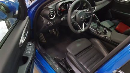 Zdjęcie przedmiotu: ALFA ROMEO GIULIA 2.0 Turbo Veloce Q4 aut