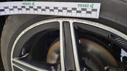 Zdjęcie przedmiotu: Mercedes-benz C 180 9G-TRONIC Coupe