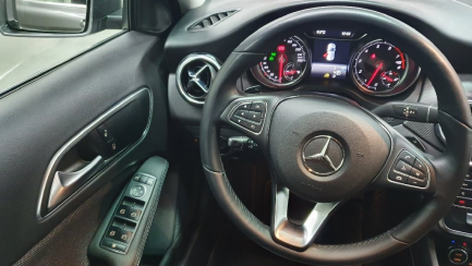 Zdjęcie przedmiotu: Mercedes-benz Gla Hatchback