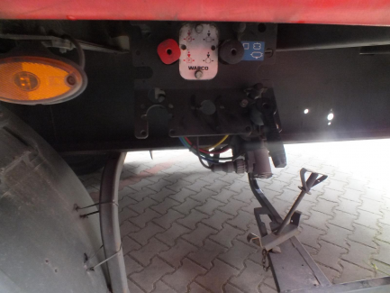 Zdjęcie przedmiotu: KOEGEL S24-1 curtain semi-trailer