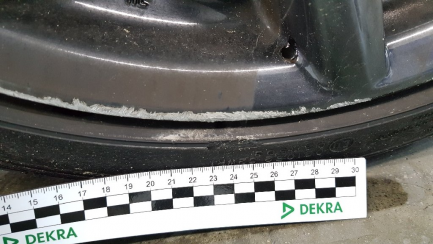 Zdjęcie przedmiotu: Lexus IS200T sedan