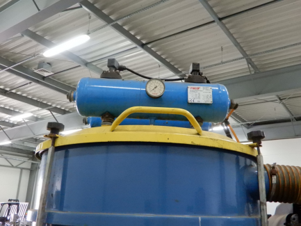 Zdjęcie przedmiotu: Vacuum cleaner DELFIN MANUFACTURERS OF INDUSTRIAL VACUUMS HEAVY DUTY ASDG300SEPN