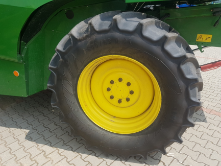 Zdjęcie przedmiotu: Kombajn Zbożowy John Deere W 330 Z HEDEREM I STOŁEM DO RZEPAKU