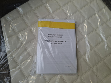 Zdjęcie przedmiotu: VTS FLYING SHARK BOWRIDER 5.7 motorboat
