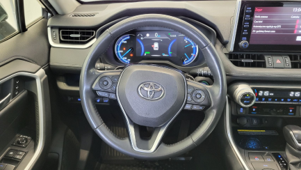 Zdjęcie przedmiotu: Toyota RAV4 2.5 Hybrid Executive 4x4