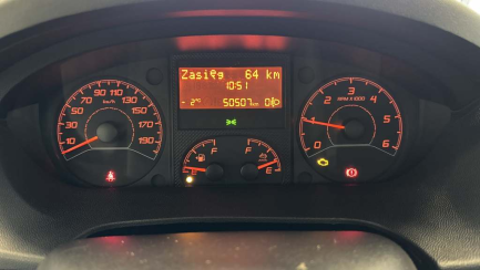 Zdjęcie przedmiotu: Opel Movano Heavy 2.2 Diesel L2H2 E6.4 3.5t 