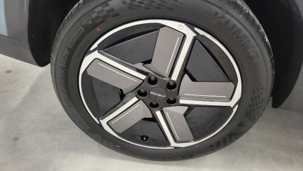 Zdjęcie przedmiotu: JAECOO J7 1.6 T-GDI Offroad AWD DCT