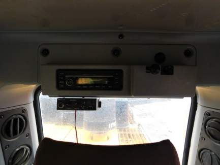 Zdjęcie przedmiotu: Hyundai Heavy Industries CO tracked excavator. LTD. R500LC - 7A