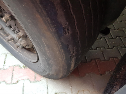 Zdjęcie przedmiotu: SCHMITZ CARGOBULL SCB*S3T Curtain semitrailer