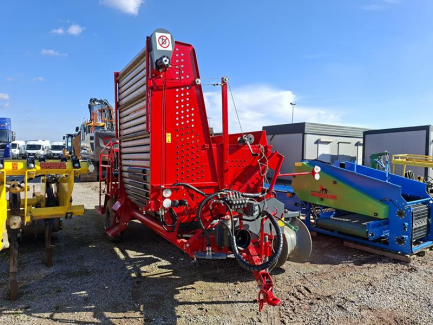 Zdjęcie przedmiotu: Kombajn do ziemniak&oacute;w UNIA BOLKO