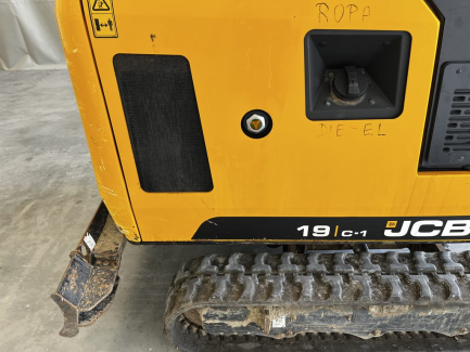 Zdjęcie przedmiotu: JCB 19c-1 crawler mini excavator