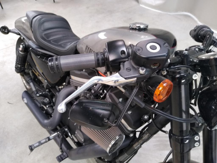 Zdjęcie przedmiotu: Harley Davidson Sportster Roadster