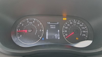 Zdjęcie przedmiotu: Renault Master FWD 2.3 dCi E6 3.5t L3H1 Pack Clim S&S+E