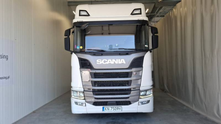 Zdjęcie przedmiotu: SCANIA R460 Super E6 18.0t 4x2 NA Highline